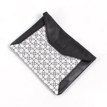 Multipurpose Pouch With Magnetic Lock(1 Pc / 19×14 Cm) - Super Bachat