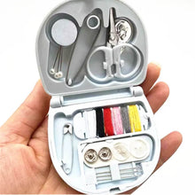 Mini Travel Sewing Kit DIY Sewing Portable Sewing Tool Kits Plastic Sewing Kit Box Beginner Friendly Emergency Sewing Repair Kit with Threads Scissors Hand Sewing Needles - Super Bachat